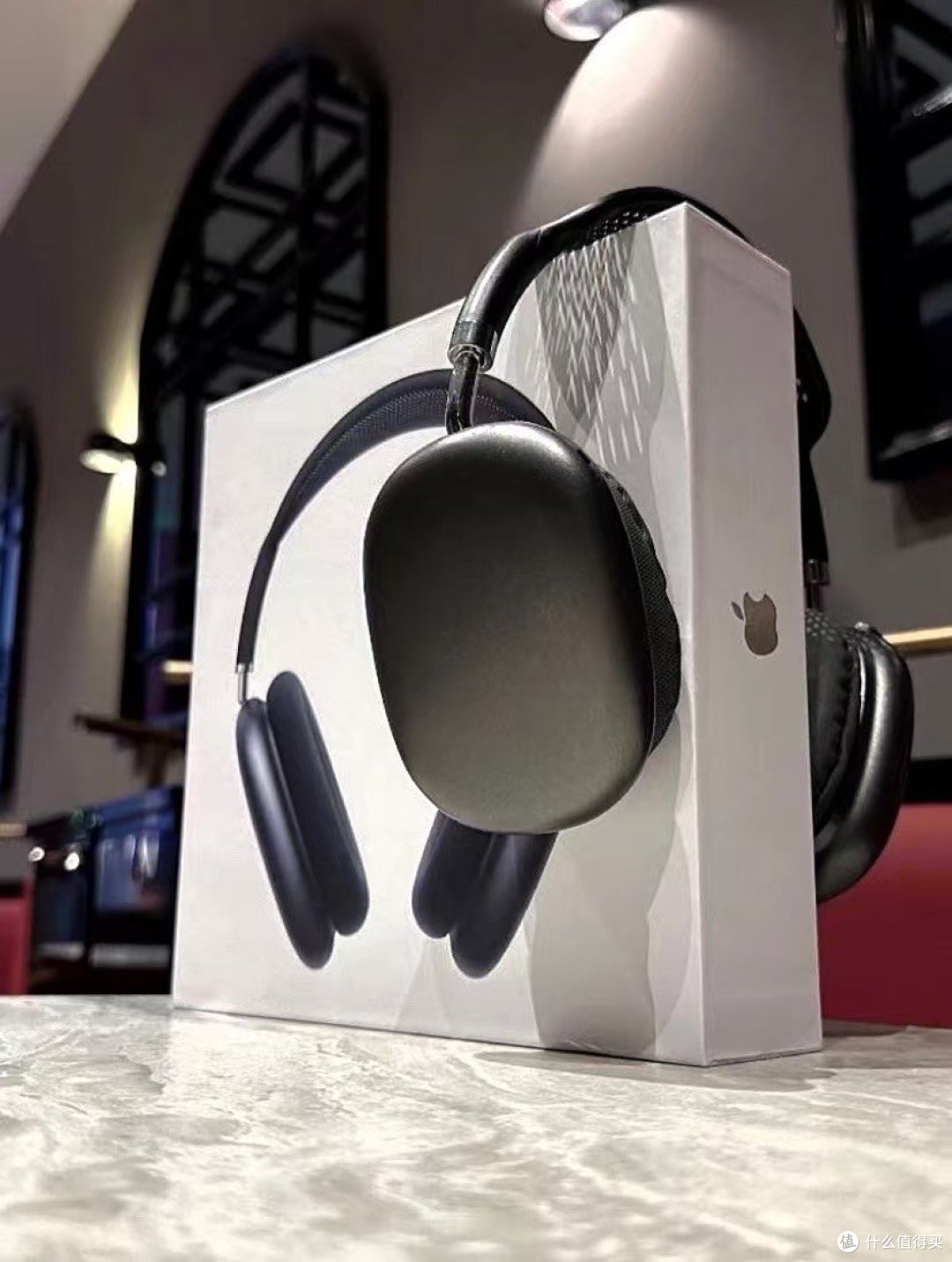 苹果耳机版和普通版(苹果耳机不同版本的区别)