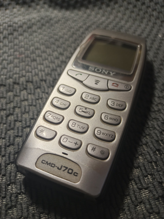 索尼手机有国行版(索尼手机国行和其他版本有什么区别)-第2张图片-QuickQ官网